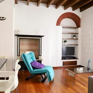 Duca Di Porta Romana, Viaorti , Milán Italia