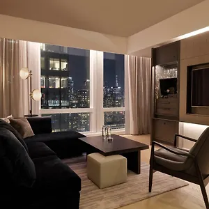 Hotell Equinox
