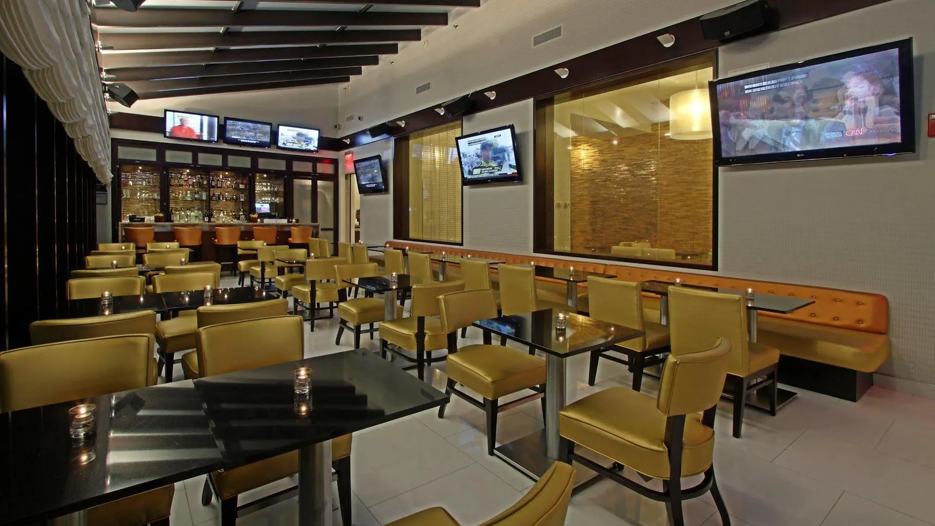 Fairfield By Marriott New York Manhattan Times Square 4*,