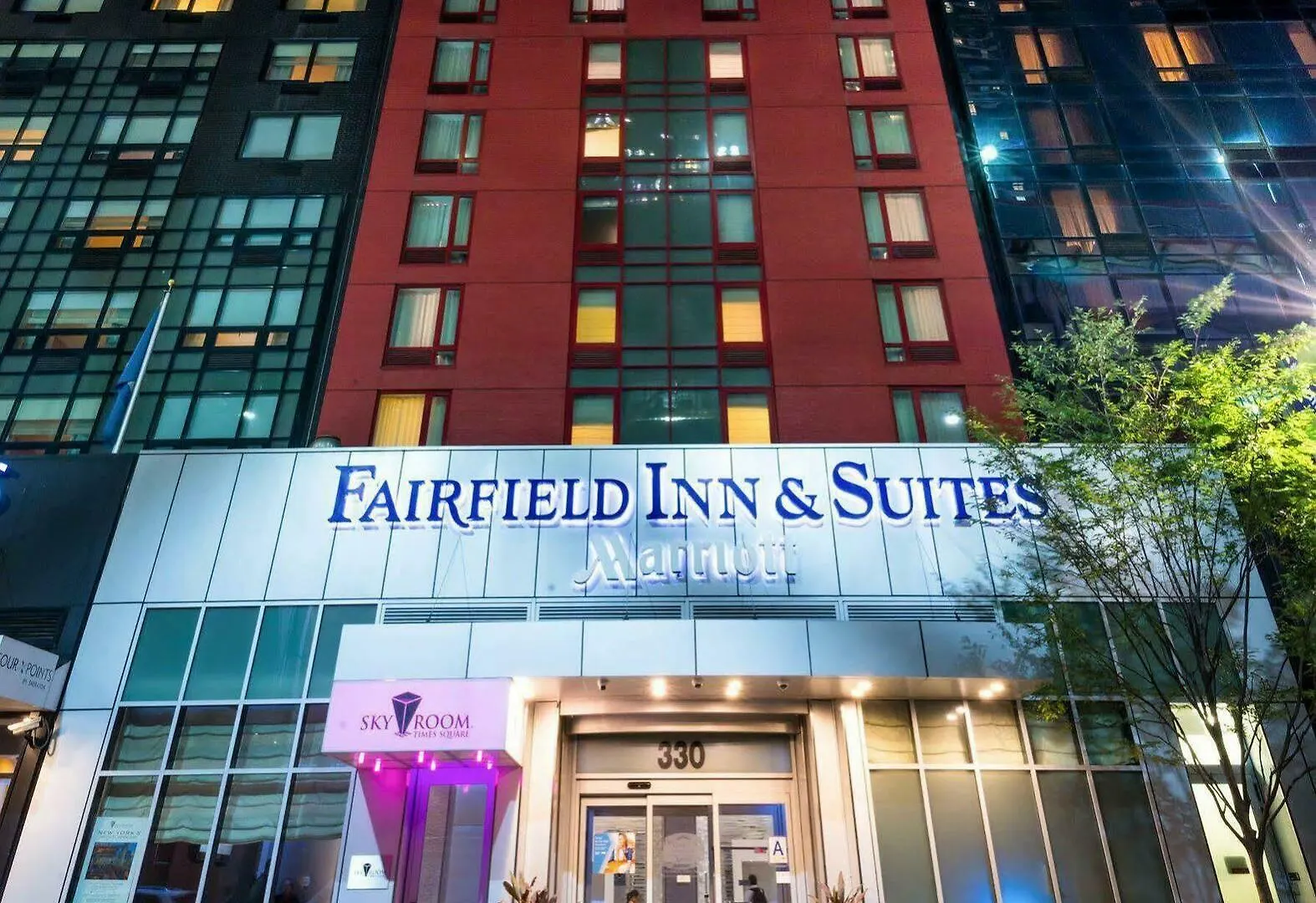 Fairfield By Marriott New York Manhattan Times Square 4*,